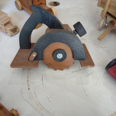 WOODEN TOYS
