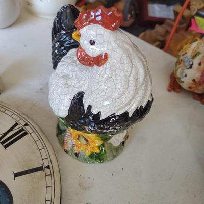 ROOSTER CERAMIC CLOCK, SALT AND PEPPER SHAKERS & ROOSTER DECOR