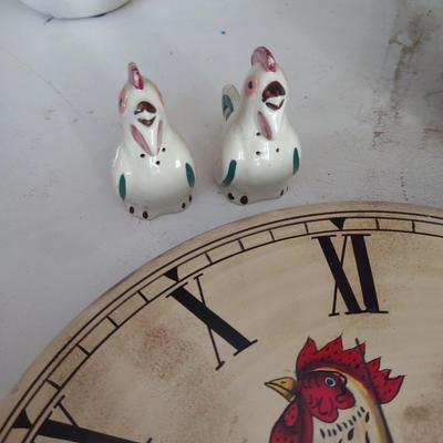 ROOSTER CERAMIC CLOCK, SALT AND PEPPER SHAKERS & ROOSTER DECOR