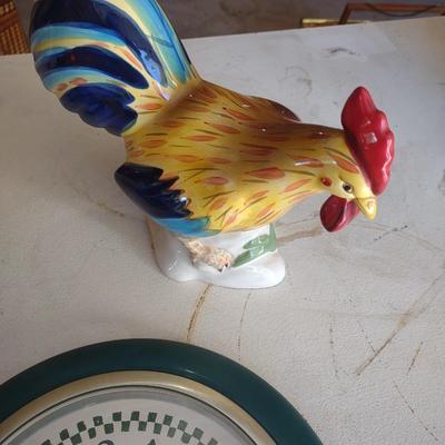 ROOSTER FIGURES & ROOSTER WALL CLOCK