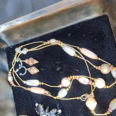BEAUTIFUL JEWELRY BOX FILLED W/ JEWELRY