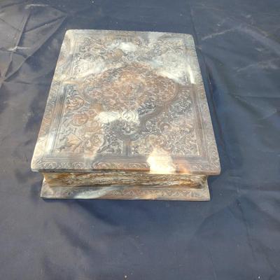 BEAUTIFUL JEWELRY BOX FILLED W/ JEWELRY