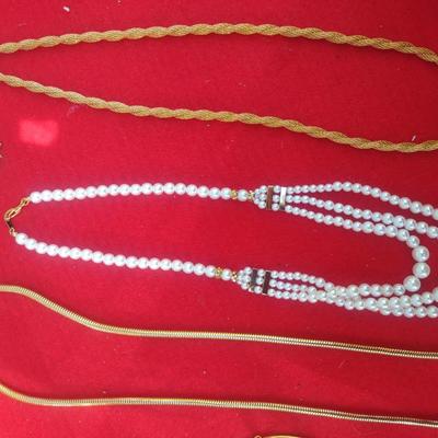DISPLAY CASE W COSTUME JEWELRY