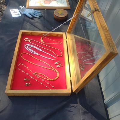 DISPLAY CASE W COSTUME JEWELRY