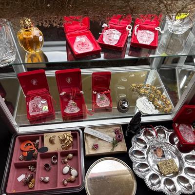 Sale Photo Thumbnail #11: - Display pieces, table, lights, table cloth, items in the back are not included. 

NO CHERRY PICKING or taking ONLY the items you want and leaving the rest or you will be banned! Please arrive with enough time to load. Bring boxes/any tools to assemble /