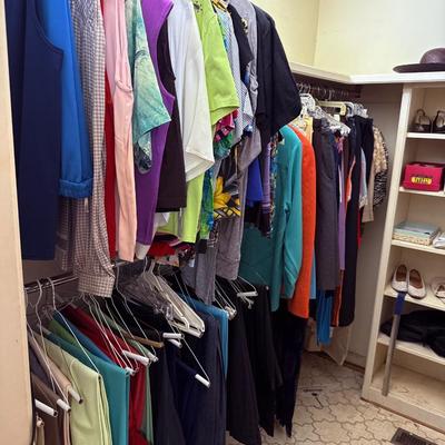 Sale Photo Thumbnail #19: - Sizes are Large to XL (16).
Bottom right shelf is a mix of men’s clothing. Hat boxes on top are empty so just boxes.

NO CHERRY PICKING or taking ONLY the items you want and leaving the rest or you will be banned! Please arrive with enough time to loa