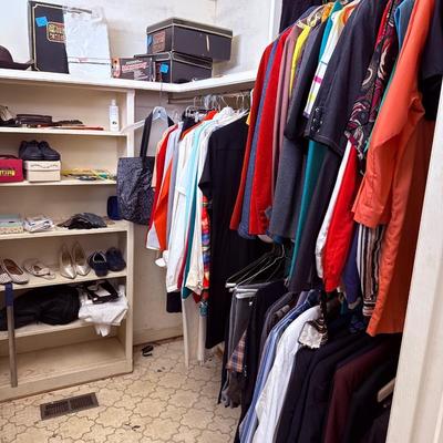 Sale Photo Thumbnail #20: - Sizes are Large to XL (16).
Bottom right shelf is a mix of men’s clothing. Hat boxes on top are empty so just boxes.

NO CHERRY PICKING or taking ONLY the items you want and leaving the rest or you will be banned! Please arrive with enough time to loa