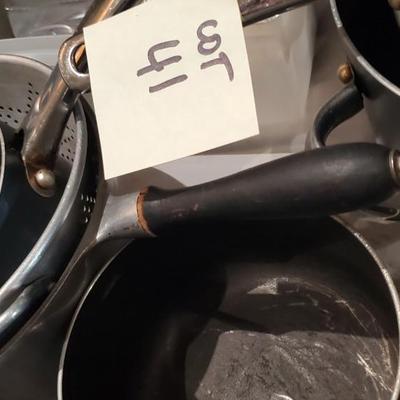 pots/pans for cooking
