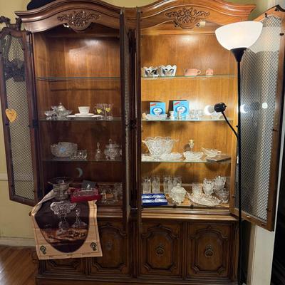 Sale Photo Thumbnail #74: - Light is not included. 

NO CHERRY PICKING or taking ONLY the items you want and leaving the rest or you will be banned! Please arrive with enough time to load. Bring boxes/any tools to assemble /dolly/people to help load/etc.
- Questions? Call Shawn at