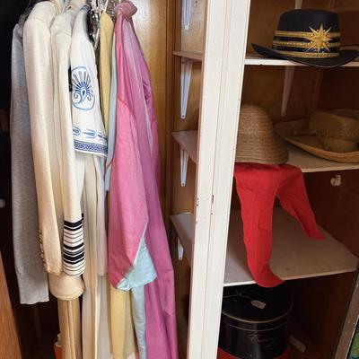 Sale Photo Thumbnail #129: - Clothing racks are not included. rug is in another lot. So not included. 

NO CHERRY PICKING or taking ONLY the items you want and leaving the rest or you will be banned! Please arrive with enough time to load. Bring boxes/any tools to assemble /dolly/p
