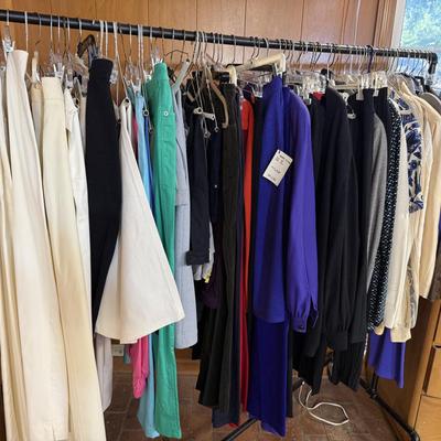 Sale Photo Thumbnail #119: - Clothing racks are not included. rug is in another lot. So not included. 

NO CHERRY PICKING or taking ONLY the items you want and leaving the rest or you will be banned! Please arrive with enough time to load. Bring boxes/any tools to assemble /dolly/p