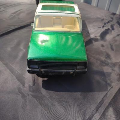 NYLINT TOY FARM TRUCKS