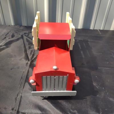NYLINT TOY FARM TRUCKS