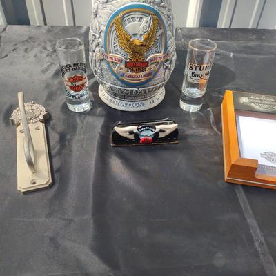 HARLEY DAVIDSON ITEMS