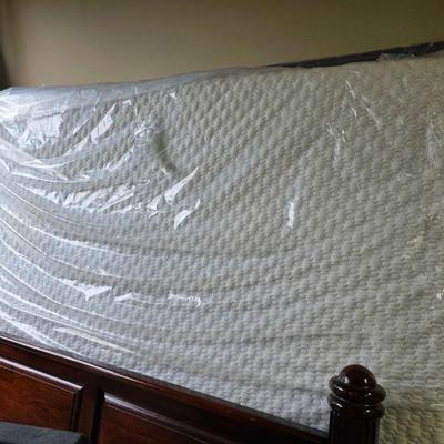 Queen Bed Set