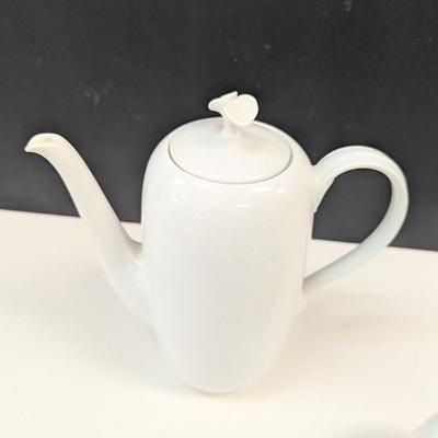 Sale Photo Thumbnail #859: Hutschenreuther Fleuron Chloe’ Paris Rotonde Teapot Set Creamer & Sugar Bowl