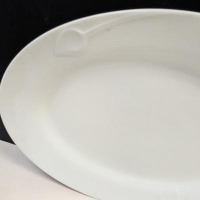 Sale Photo Thumbnail #885: Hutschenreuther Fleuron Chloe’ Paris Rotonde Platters