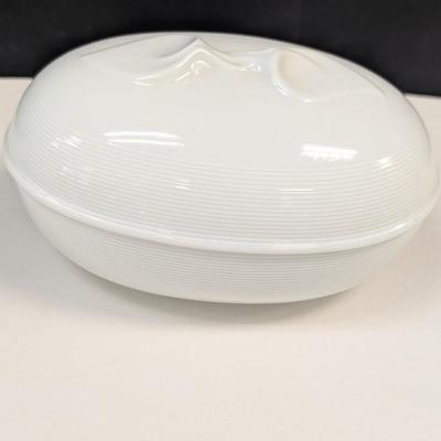 Sale Photo Thumbnail #892: Hutschenreuther Fleuron Chloe’ Paris Rotonde Oval Bowls With Lids
