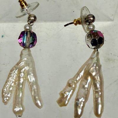 Sale Photo Thumbnail #290: In fair to good condition. One middle toe of one of the earrings is showing under the pearl like covering.