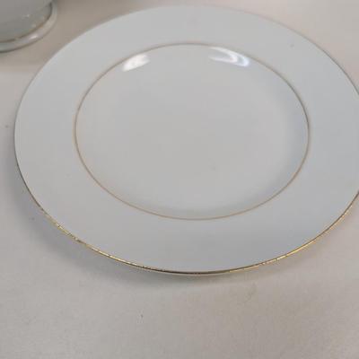 Sale Photo Thumbnail #912: 2 plates, 12 cups, 12 Saucers, 12 bowls, 1 serving bowl, 12 salad plates