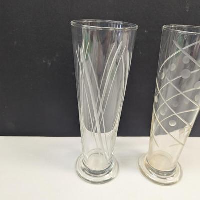 Sale Photo Thumbnail #1046: Vintage Set Of 4 Pilsner Footed Etched Glasses