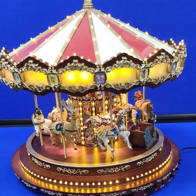 Mr. Christmas Grand Marquee Carousel 2007