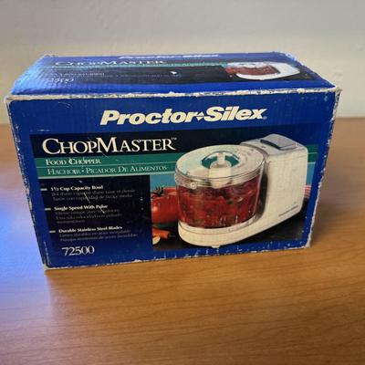 Sale Photo Thumbnail #165: crockpot blenders mixers coffee pot