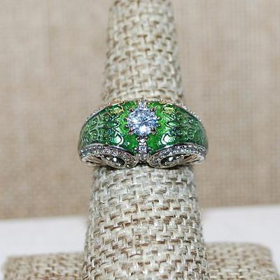 Size 8 Marked .925 "Puffy" LIME GREEN Party Ring with a Single Main Clear Round Stone on a Silver Band (5.8g)
