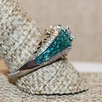 Size 10 Marked .925 "Puffy" AQUAMARINE Party Ring with a Single Main Clear Round Stone on a Silver Band (6.5g)