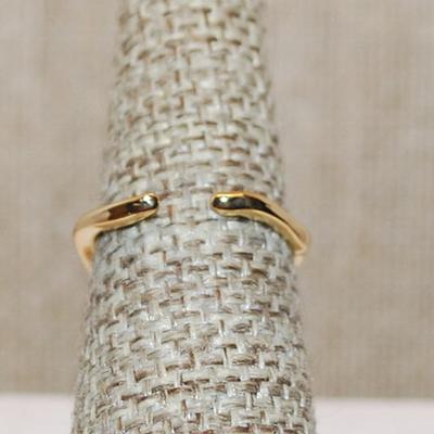 Size 7 ALL Gold Colored "SINGLE BRANCH" Ring on an OPEN Gold Tone Band (1.8g)