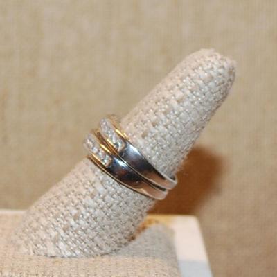 Size 7 Set of 2 Stackable Half Infinity Style Wedding/Engagement Rings on Silver Tone Bands (7.6g)