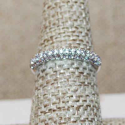 Size 7 Marked .925 Delicate Half Infinity Ring with 3 Rows of Glittery Clear Stones on a Silver Band (2.1g)
