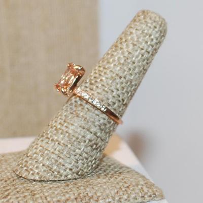 Size 7¼ Large Rectangle Champagne Colored Stone Ring & Side Accents on a Rose Gold Band (2.7g)