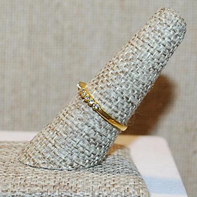 Size 7¾ Semi Infinity Ring with 15 Round Clear Stones on a Gold Tone Band (1.5g)