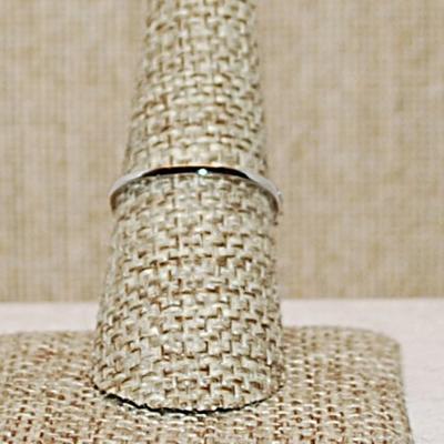 Size 8 Delicate Clear Stone with a Bluish Hue HEART Shaped Ring with Side Loops on a Silver Band (1.3g)