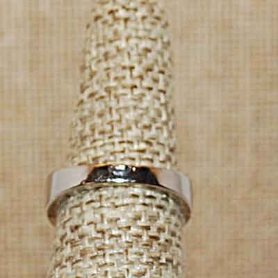 Size 6½ Clear Oval Center Stone & 4 Blue & Yellow "Panels" Ring with 8 Side Accent Stones on a Silver Tone Band (5.2g)