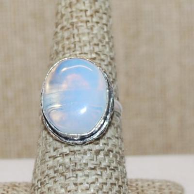 Size 7½ Marked .925 Translucent "Clouds" Light Blue OPAL Style Gemstone Ring on a Silver-Plated Band (5.7g)