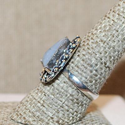 Size 9 TRIANGLE Shaped DENDRITE OPAL Gemstone Ring with a Full Loop Surround on a Silver Tone Band (4.6g)