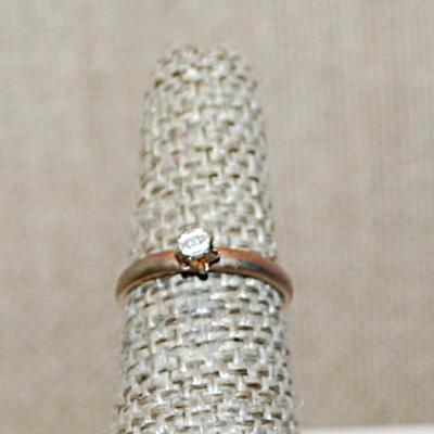 Size 5½ Delicate VINTAGE Very Tiny Stone Copper Colored Ring on a Copper Colored OPEN SPLIT Band (1.3g)