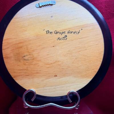 Set of 4 Folk Art Plates