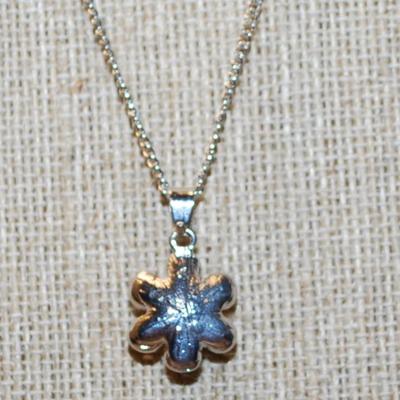 6 Rounded Petals PENDANT (½" circ.) & Center Pearl Style Stone on an ADJUSTABLE Silver Tone Necklace Chain 16"-18" L