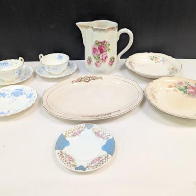 Sale Photo Thumbnail #1093: David Chapman & Sons Tea Cups & Saucers - GDA Limoges France China - K Knowles China