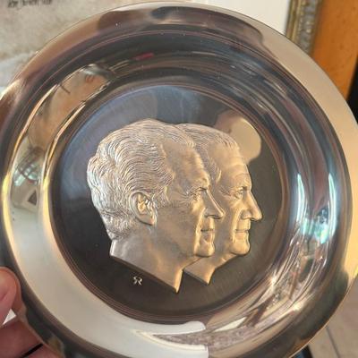 Sale Photo Thumbnail #30: Presidential Inaugural Plate 1975 - 362 grams total 