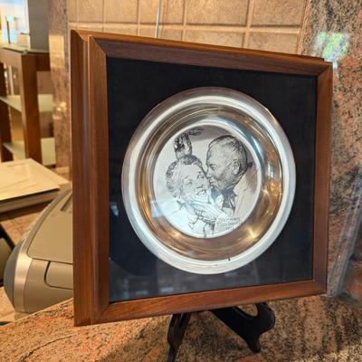 Sale Photo Thumbnail #52: 1971 Norman Rockwell Collector Series - 178 grams total