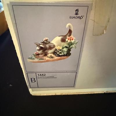 Sale Photo Thumbnail #359: 3 1/2” tall by 5” wide