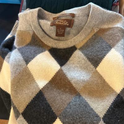 Sale Photo Thumbnail #369: 1 Reversible Wool XL, Cashmere Both Large