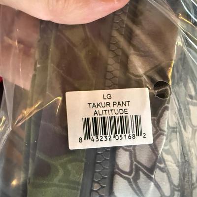 Sale Photo Thumbnail #402: Still in Package with Tags 