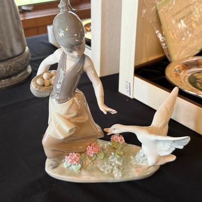 Sale Photo Thumbnail #487: No Box - 8 1/2” Tall
