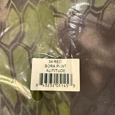Sale Photo Thumbnail #494: New in Package with Tags