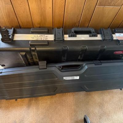 Sale Photo Thumbnail #520: Empty Cases